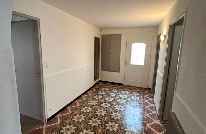 MAISON T5   130 m2   GARAGE & JARDIN   INVESTISSEMENT LOCATIF — photo 4