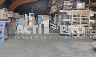 Commerce  998 m² à louer à Perpignan (66000)