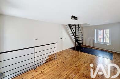 Appartement 5 pièces 700 €
