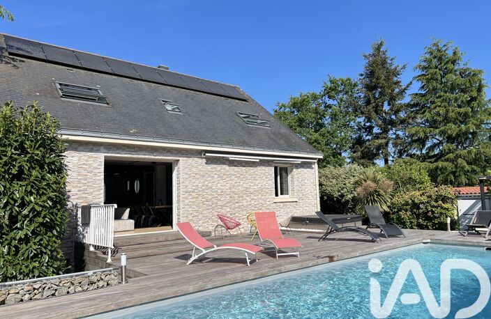 Vente Maison traditionnelle 9 pièces — photo 2