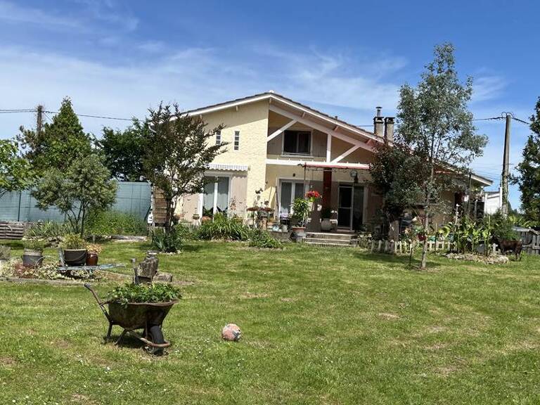 Villa de 7 pièces principales — photo 1