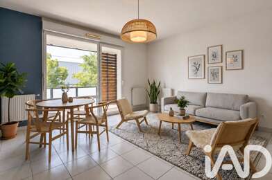 Appartement 4 pièces 230000 €