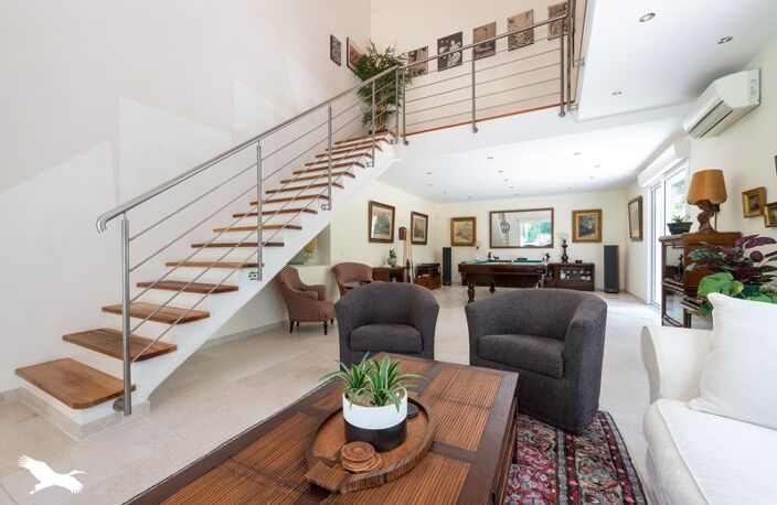 Villa de 7 pièces principales — photo 2