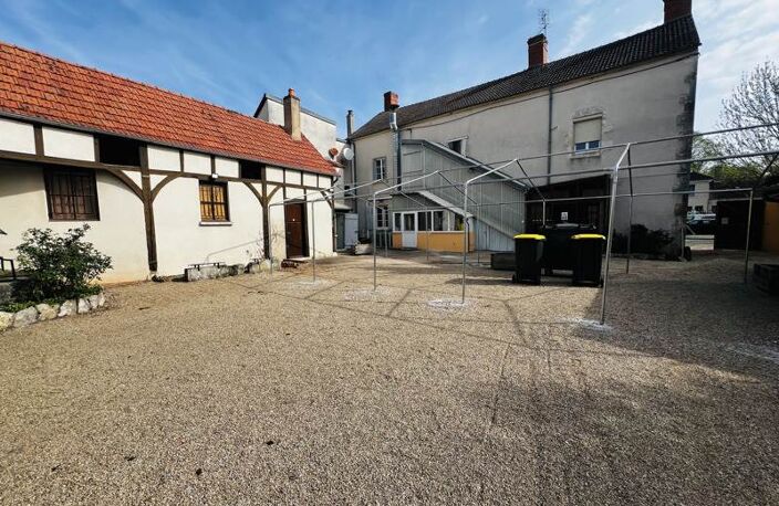 Vente immeuble   Dun-sur-Auron (18130) — photo 2