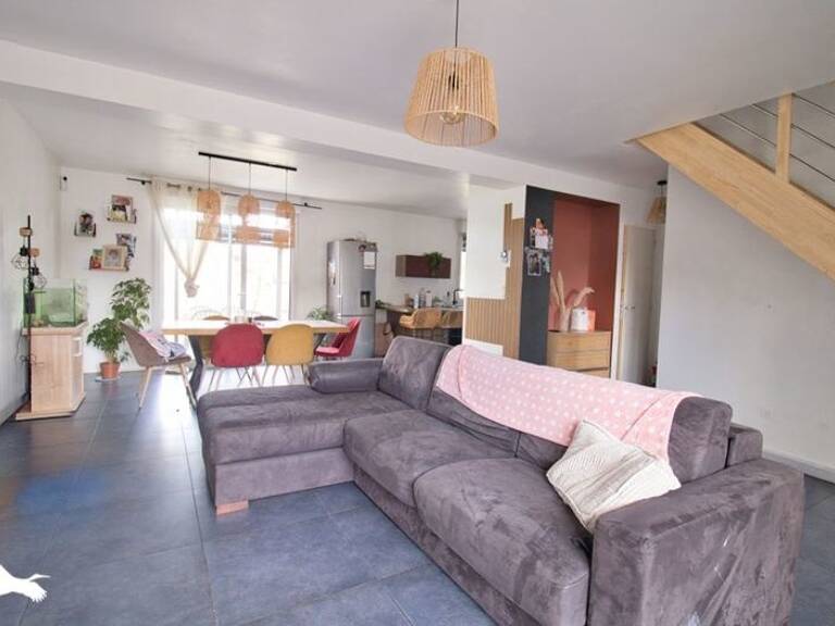 Contemporaine de 5 pièces principales — photo 1