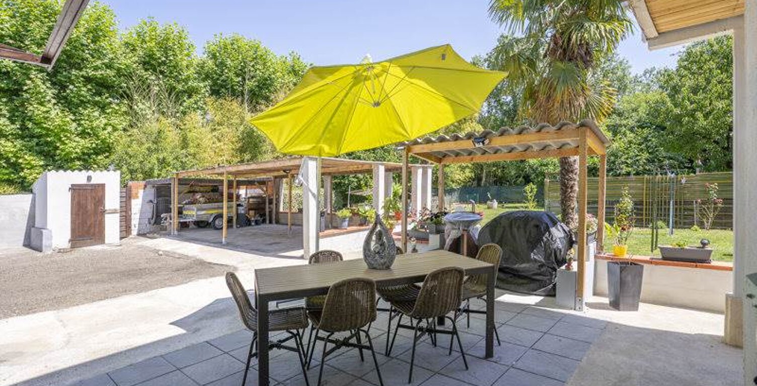 Maison de bourg de 6 pièces principales — photo 1
