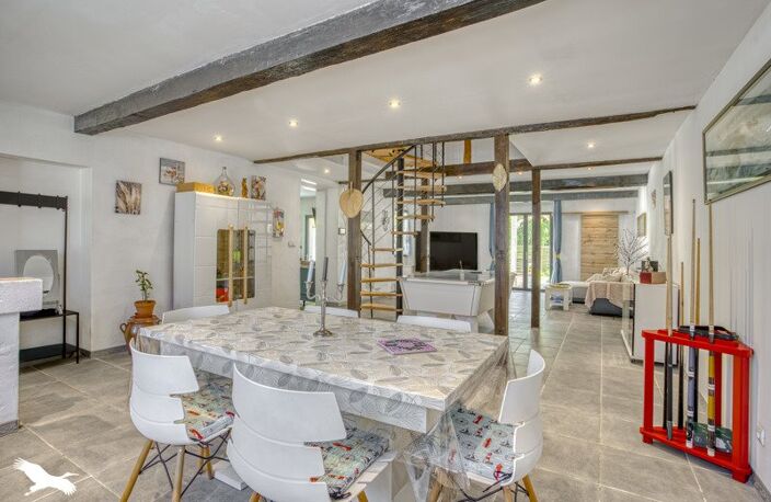 Maison de bourg de 6 pièces principales — photo 2