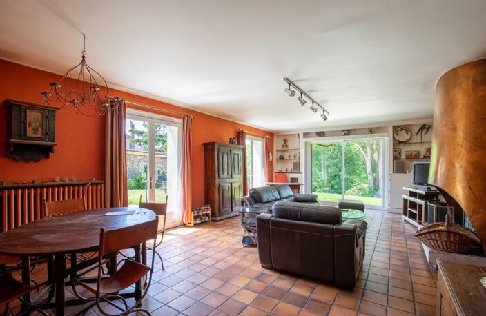 Maison en pierre de 6 pièces principales — photo 4