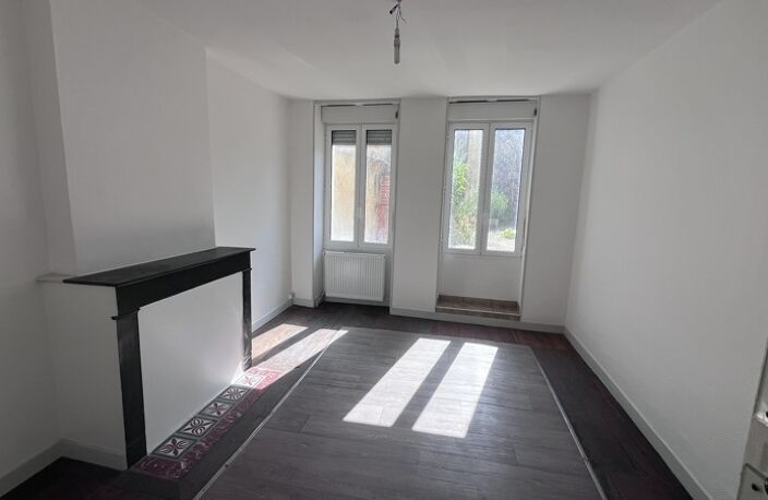 Vente immeuble   Barbezieux-Saint-Hilaire (16300) — photo 2
