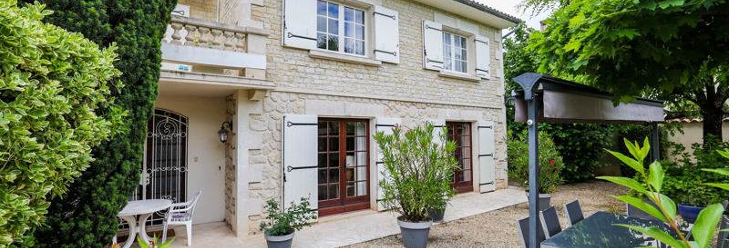 Maison 8 Pièces 210 m² à vendre à Cognac (16100)