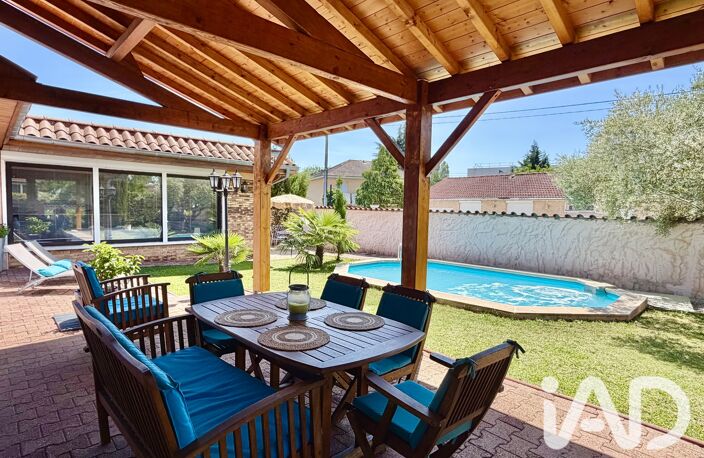 Vente Maison traditionnelle 9 pièces — photo 4