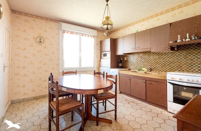 Maison de ville de 8 pièces principales — photo 2