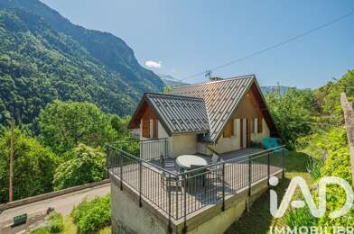 Maison 6 pièces 445000 €