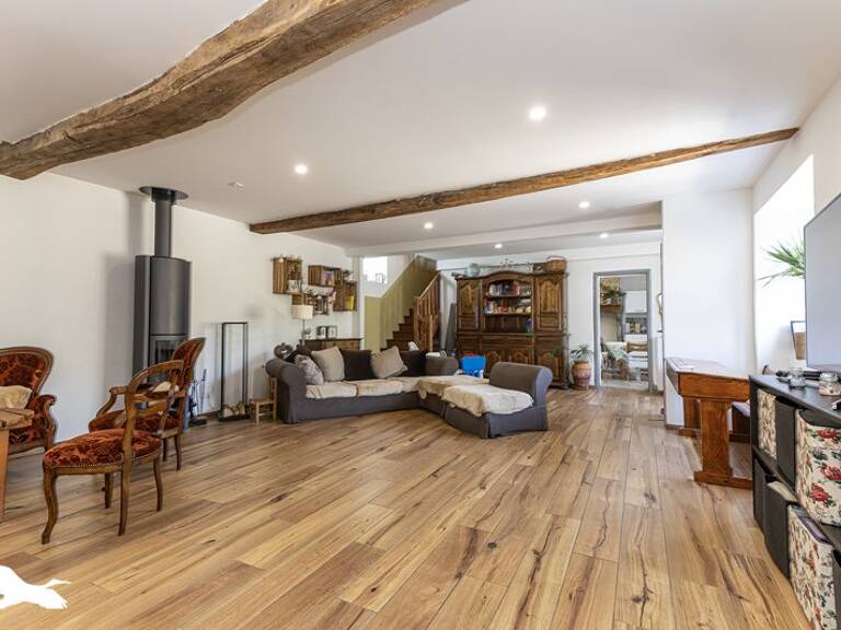 Maison de bourg de 7 pièces principales — photo 1