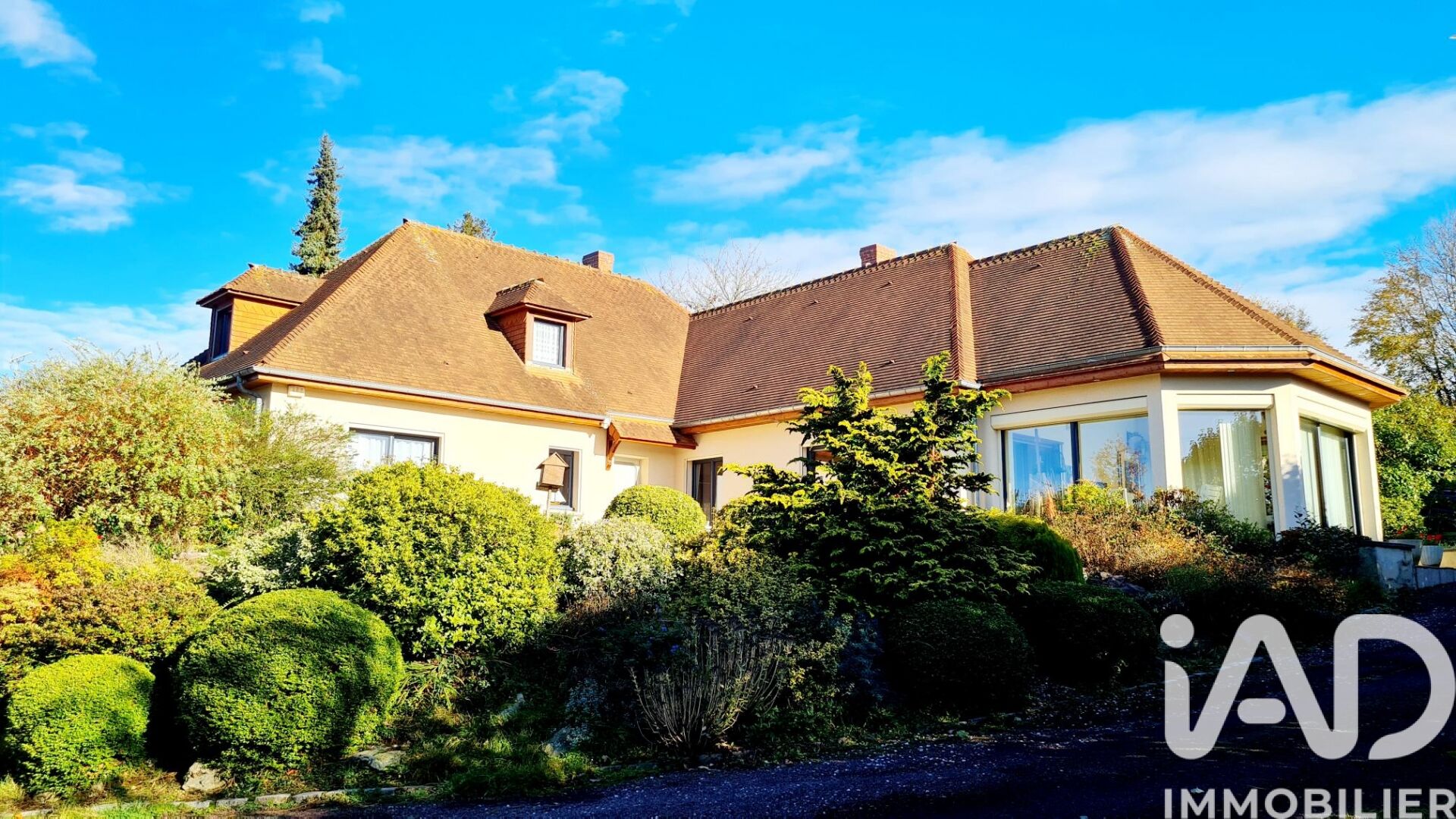 Beuzeville - 235m² - 7p. - 4ch.