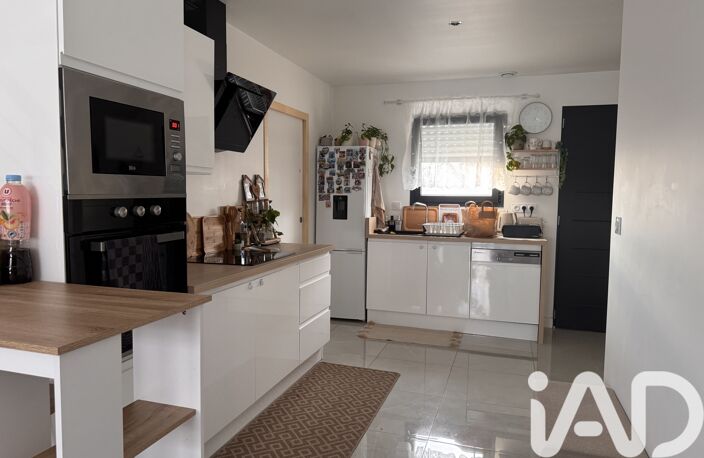 Vente Maison/villa 5 pièces — photo 2