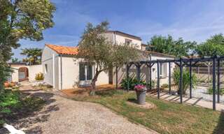 Maison 7 Pièces 175 m² à vendre à Yves (17340)