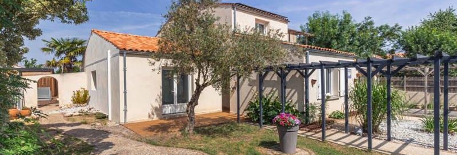 Maison 7 Pièces 175 m² à vendre à Yves (17340)
