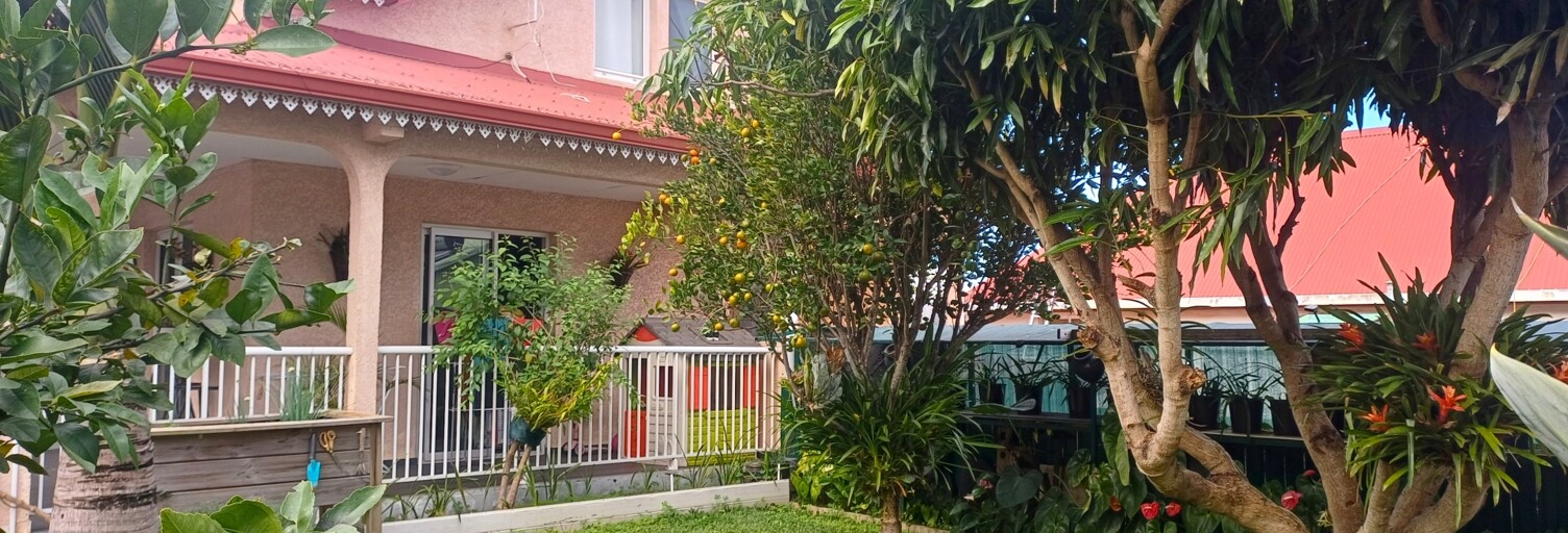 Maison 9 Pièces 270 m² à vendre à Le Tampon (97430)