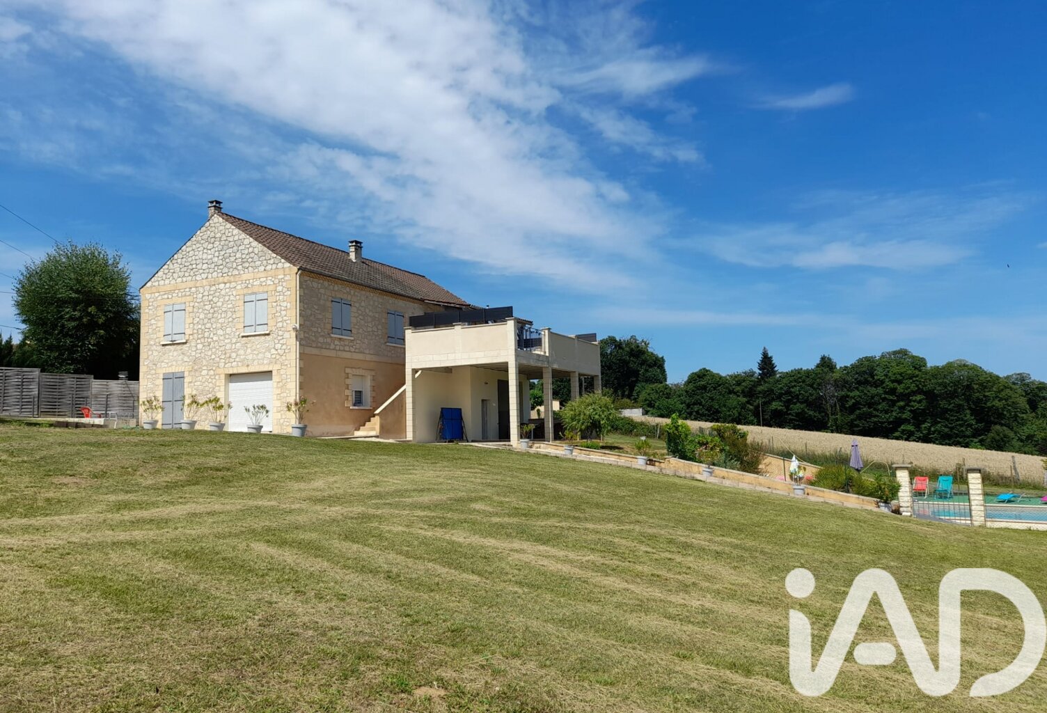 Vente Maison/villa 9 pièces — photo 1