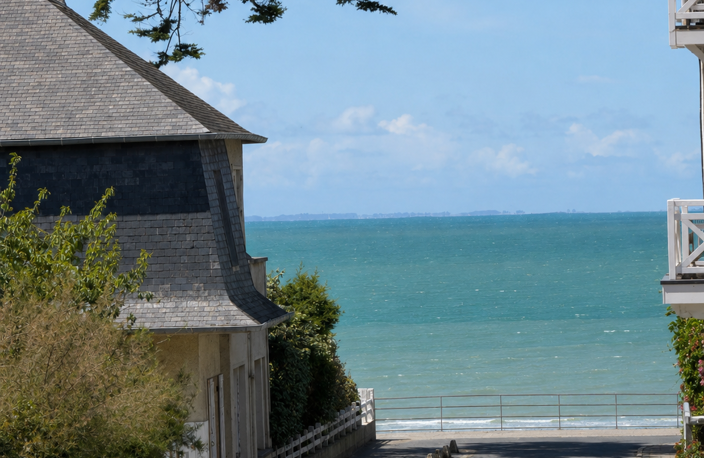 Vente Maison/villa 7 pièces — photo 2