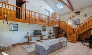 Maison 7 Pièces 197 m² à vendre à La Rochefoucauld-en-Angoumois (16110)