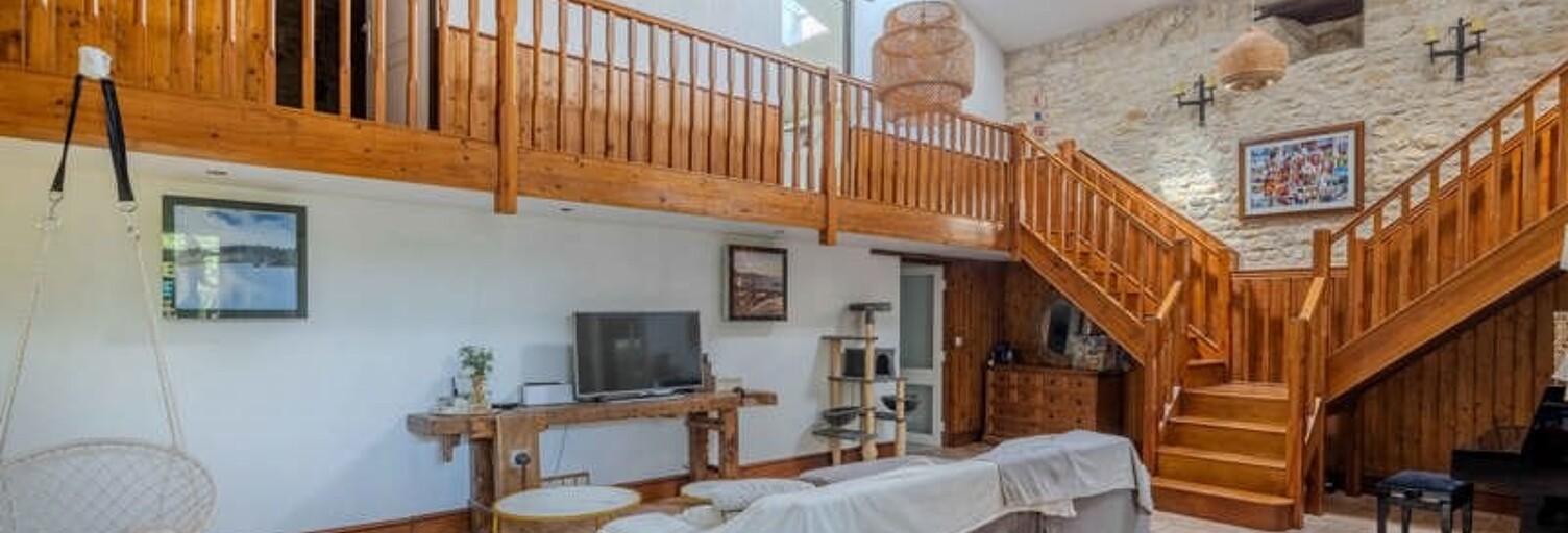 Maison 7 Pièces 197 m² à vendre à La Rochefoucauld-en-Angoumois (16110)