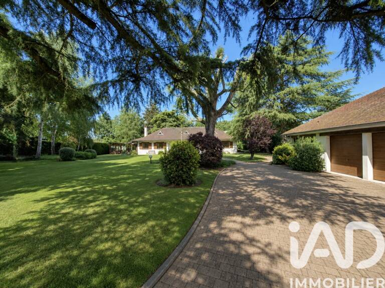 Vente Maison/villa 8 pièces — photo 1