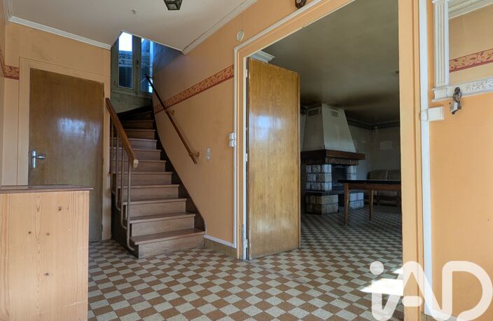 Vente Maison/villa 7 pièces — photo 2