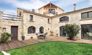 Maison 8 Pièces 221 m² à vendre à Champagne (17620)