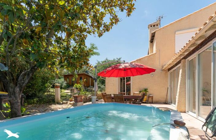 Villa de 10 pièces principales — photo 3