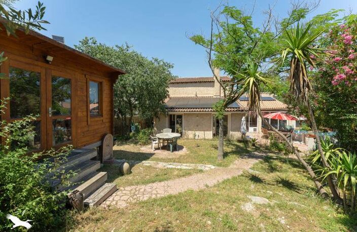 Villa de 10 pièces principales — photo 5