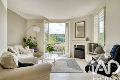 Maison 5 pièces 2600 €