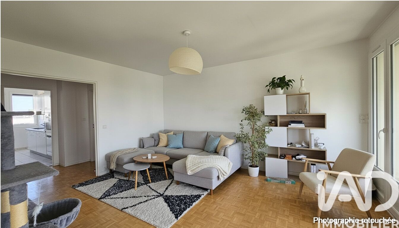 Vente Appartement 4 pièces - Photo 2