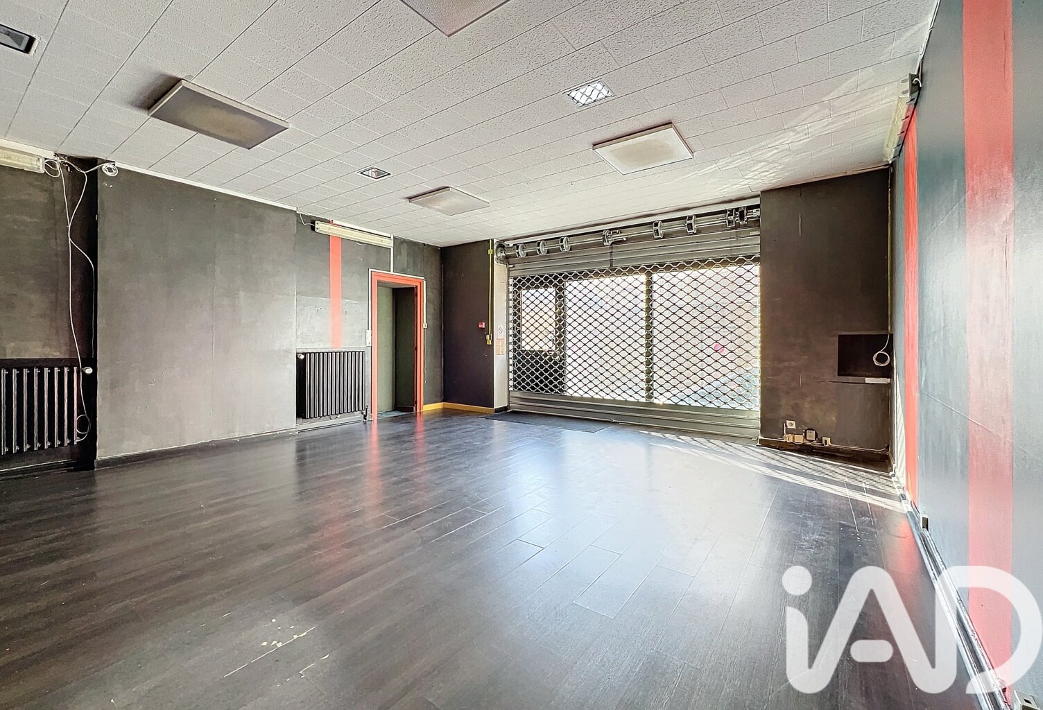 Vente Boutique/Local commercial 145 m&sup2; — photo 1