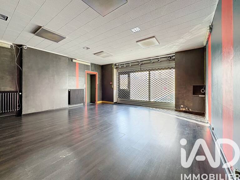 Vente Boutique/Local commercial 145 m&sup2; — photo 1