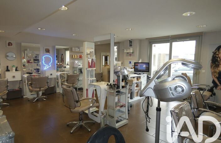 Vente Esthétique, Coiffure 81 m&sup2; — photo 2