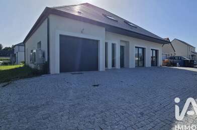 Maison 7 pièces 420000 €