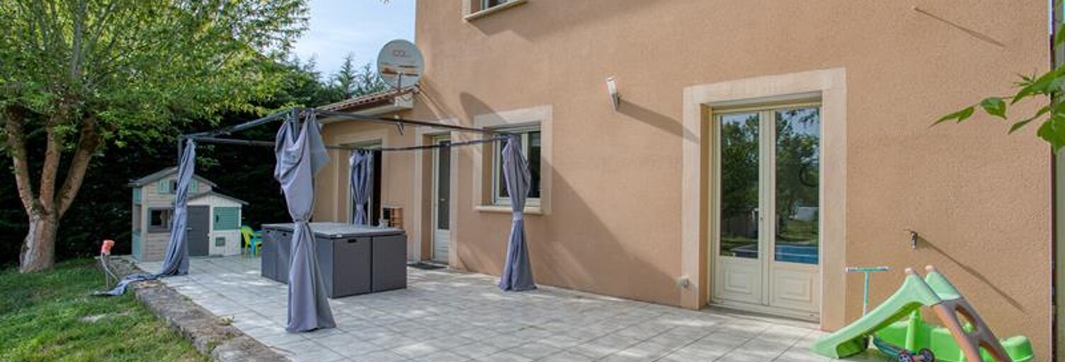 Maison 6 Pièces 130 m² à vendre à Terrasson-Lavilledieu (24120)
