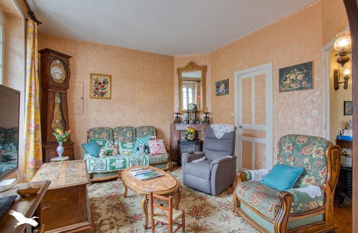 Maison en pierre de 4 pièces principales — photo 2