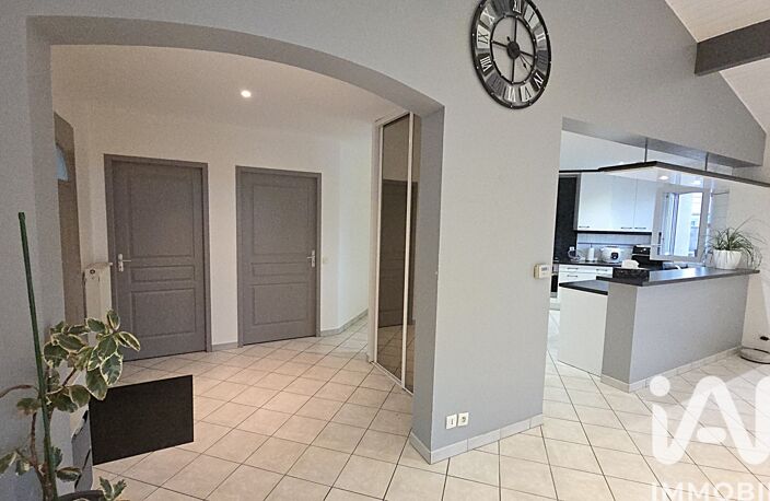 Vente Maison/villa 7 pièces — photo 2