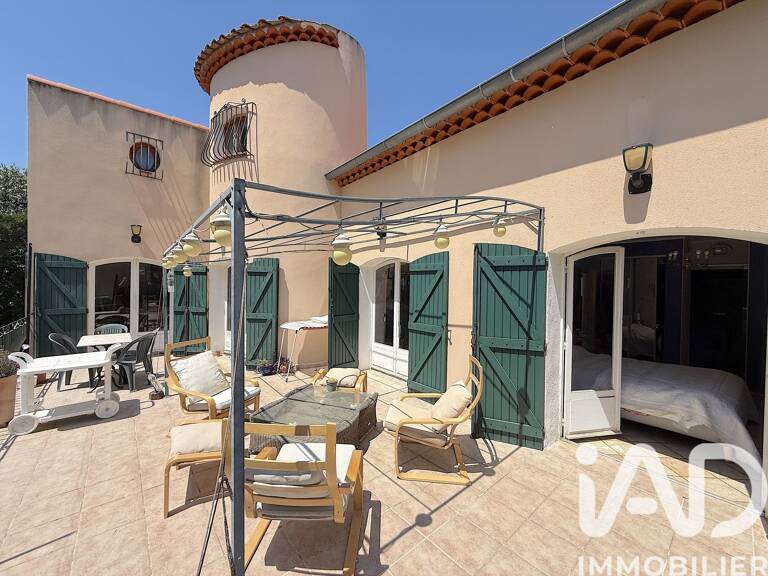 Vente Maison/villa 8 pièces — photo 1