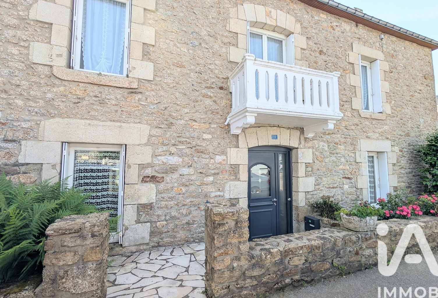 Vente Maison/villa 9 pièces — photo 1