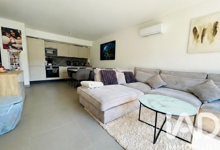 Vente Appartement 2 pièces - Photo 2