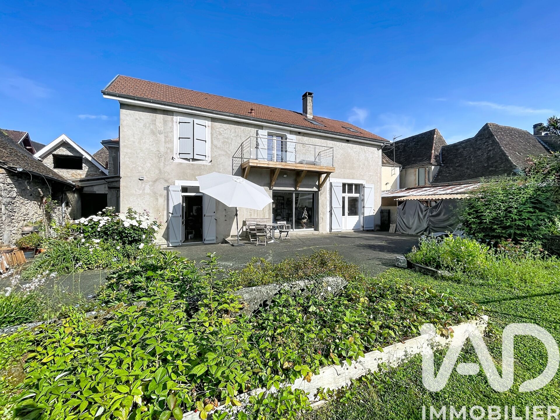 Orthez - 210m² - 7p. - 5ch.