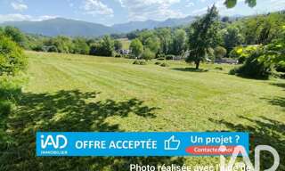 Terrain  2352 m² à vendre à Oloron-Sainte-Marie (64400)