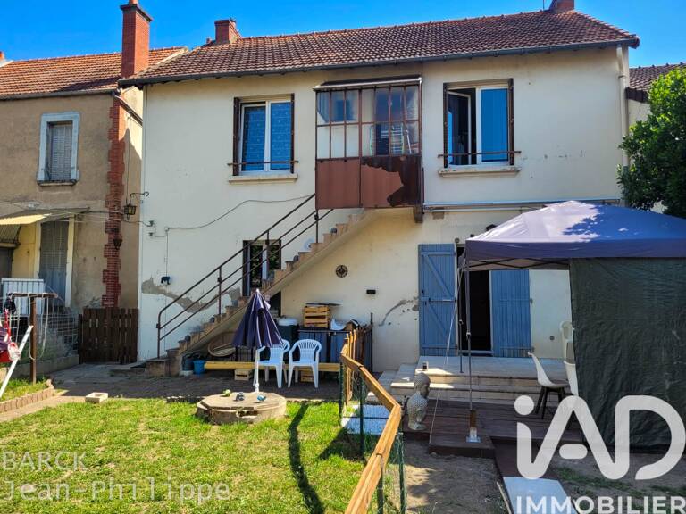 Vente Immeuble 144 m&sup2; — photo 1