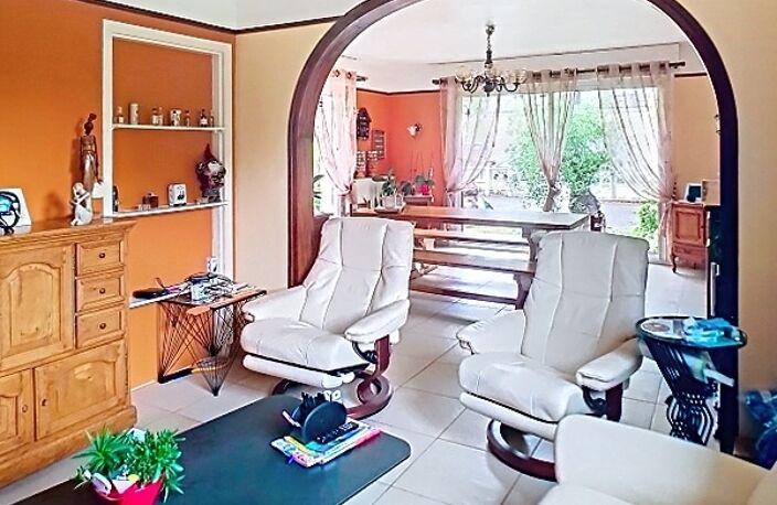 Vente Maison/villa 7 pièces — photo 4