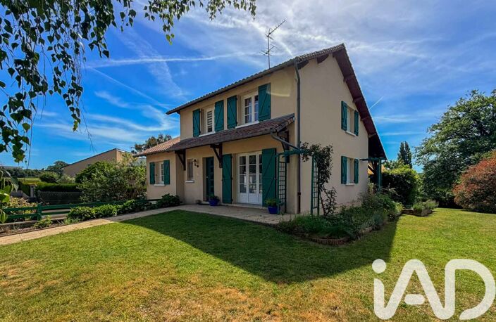 Vente Maison/villa 7 pièces — photo 2