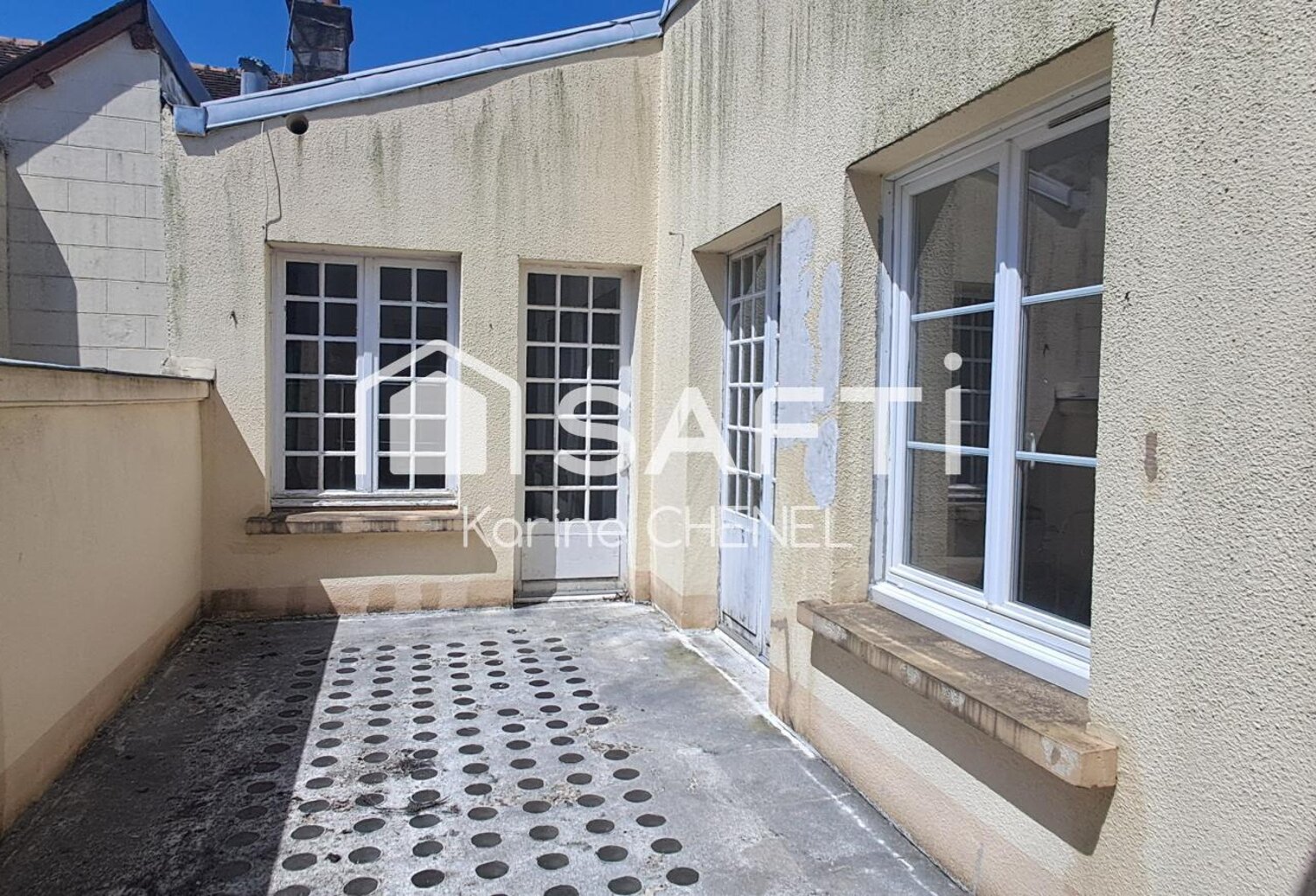 Ancien commerce atelier et logement 131m² — photo 1